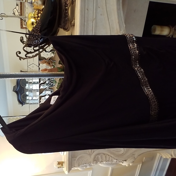Cache. One-Shoulder, Cascading, Draped-Sleeve, Ruched Black Dress. Beaded Silky - Picture 12 of 16